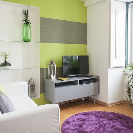 Contemporary Lisbon Apartment In Historical Chiado ภายนอก รูปภาพ